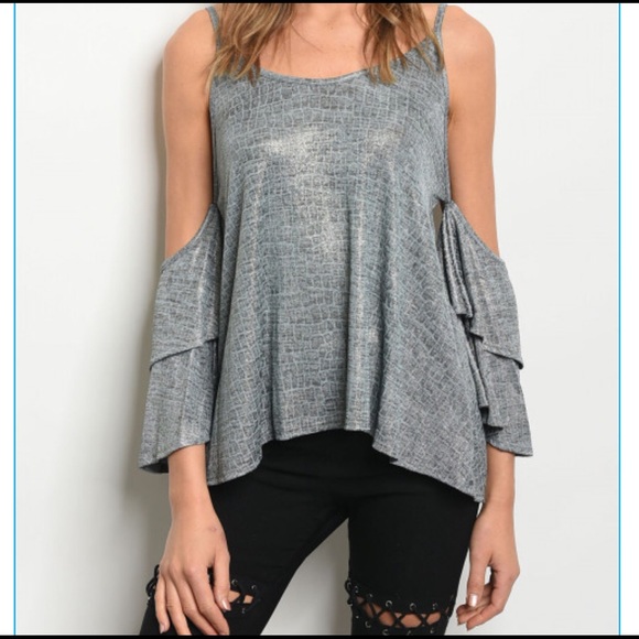 New🏆HP🏆Shimmer Long bell sleeve cold shoulder - Picture 2 of 5